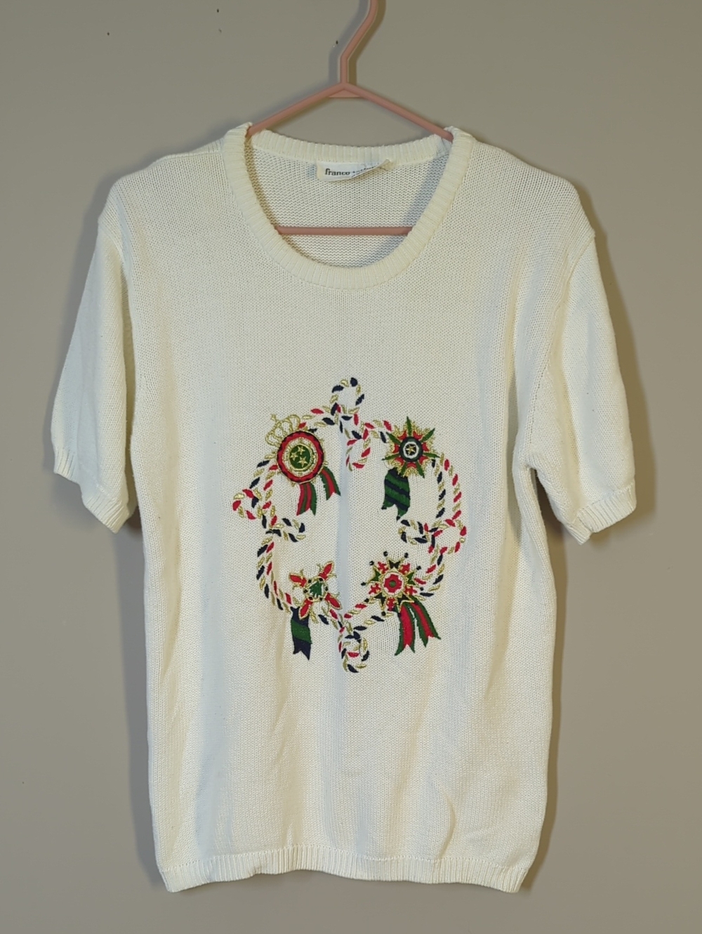 Women's Cream Short-Sleeve Knit Top with Festive Embroidery Vintage